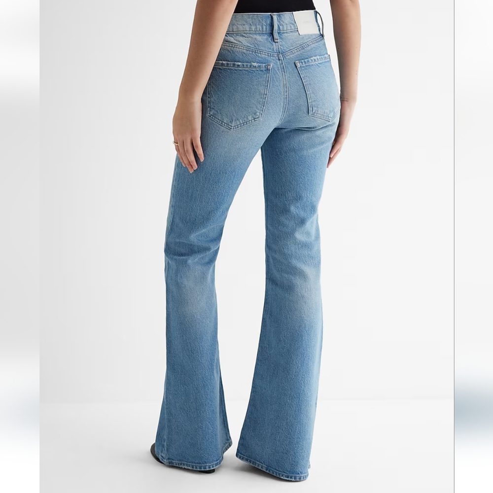 ✨️NWT✨️ Size 12 Petite Express '70's Flare Midrise Jeans - Picture 4 of 6